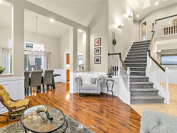 5th image of 17119 139th Avenue Ct E