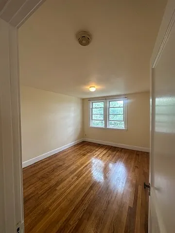 10 Bacon St #5 — Photo 3
