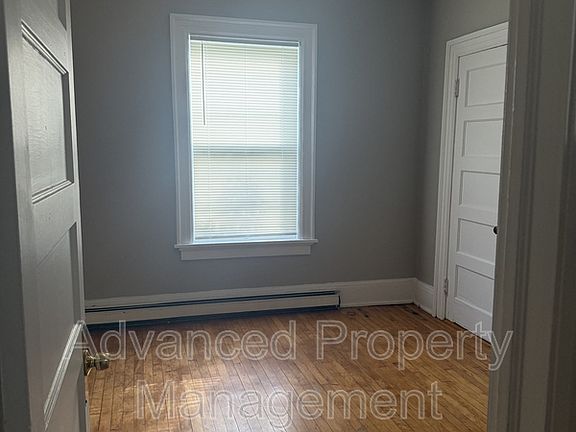 3rd image of 3113 W McKinley Blvd #3