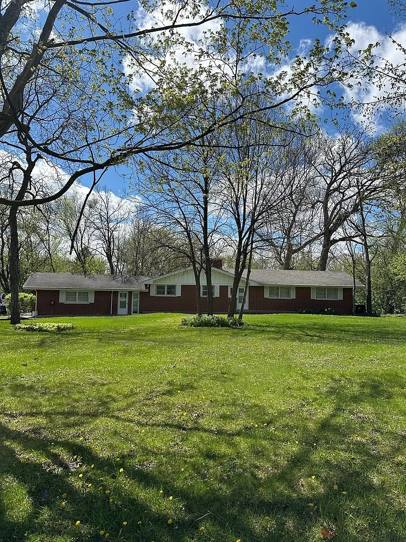 3 bed, 1606 sqft, $3,650 — Photo 1