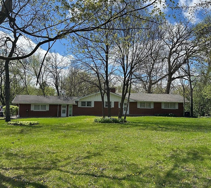 1st image of 2030 Crestwood Ln