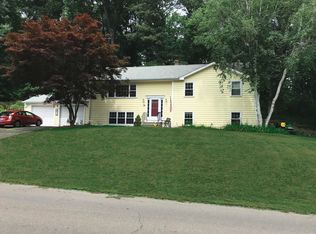 116 Yankee Peddler Path, Madison, CT 06443