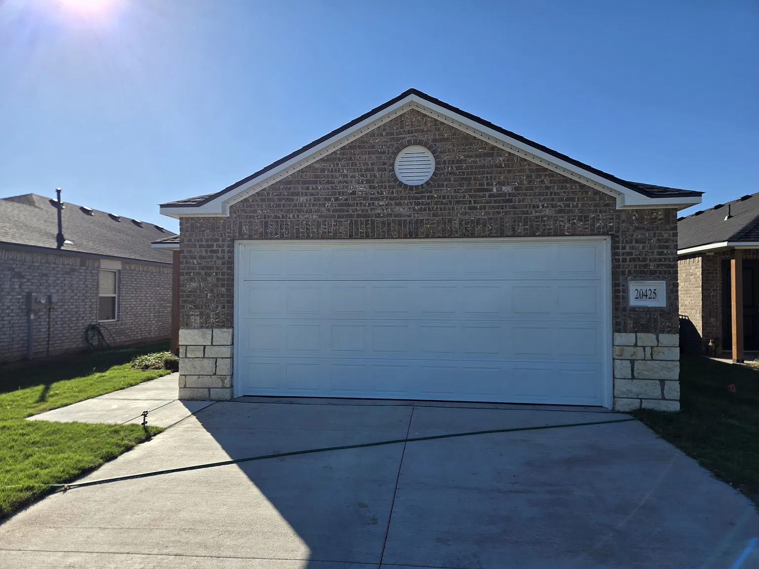 4 bed, 1460 sqft, $1,725 — Photo 1