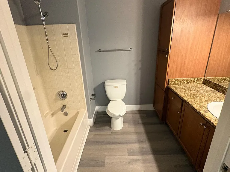 1520 C St #101 — Photo 4