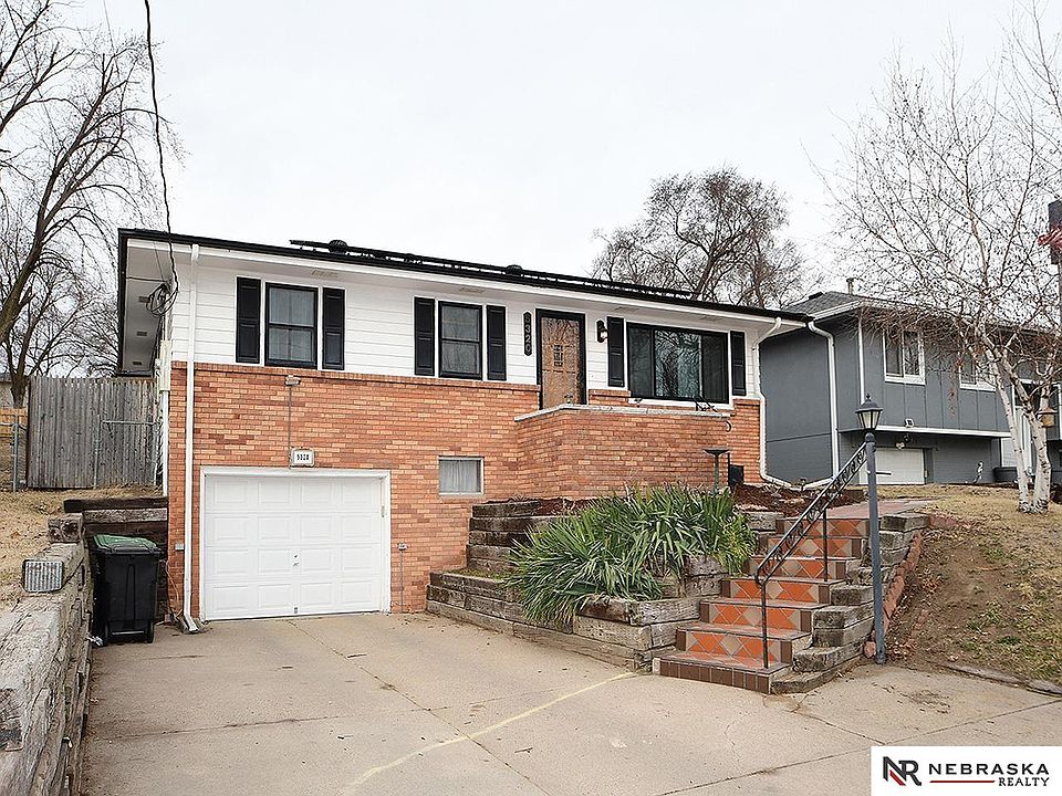5320 S 52nd St, Omaha, NE 68117 | Zillow