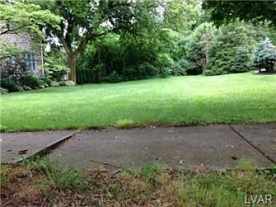 3rd image of 718 N 30th St
