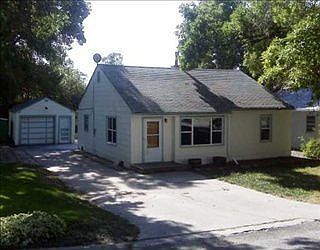 5th image of 1906 11th Ave N