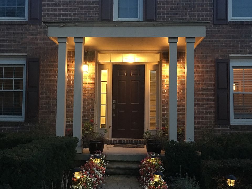 1st image of 17152 Cameron Dr