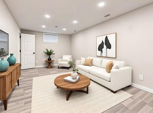 12316 140th St NW, Edmonton, AB