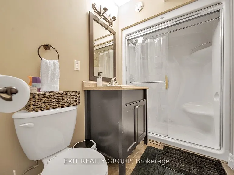 1531 Foxboro Stirling Rd — Photo 30