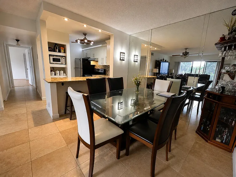 627 Sea Pine Way #C2 — Photo 10
