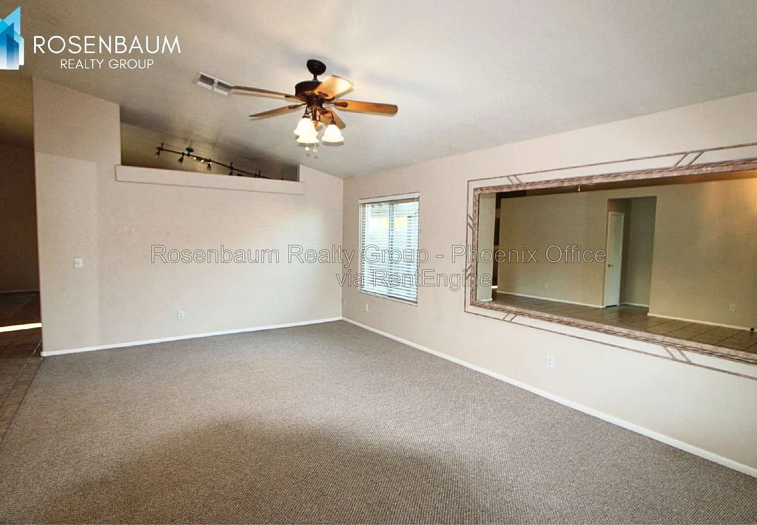4 bed, 2.0 bath, 2351 sqft, $2,299 — Photo 4