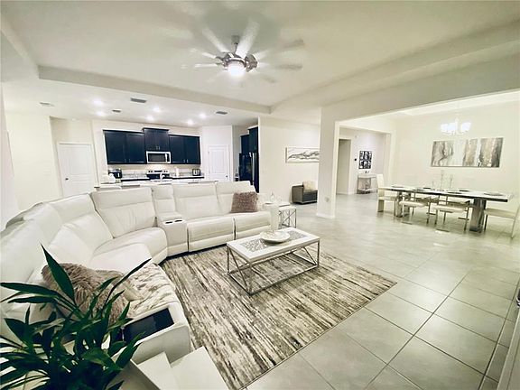 4th image of 5145 NE 16TH STREET