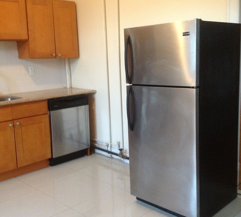 1st image of 293 Stuyvesant Ave APT 01L