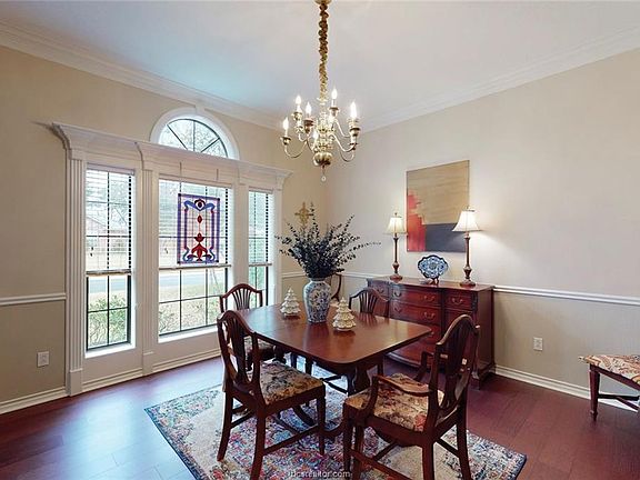 4th image of 4604 Double Eagle Ct