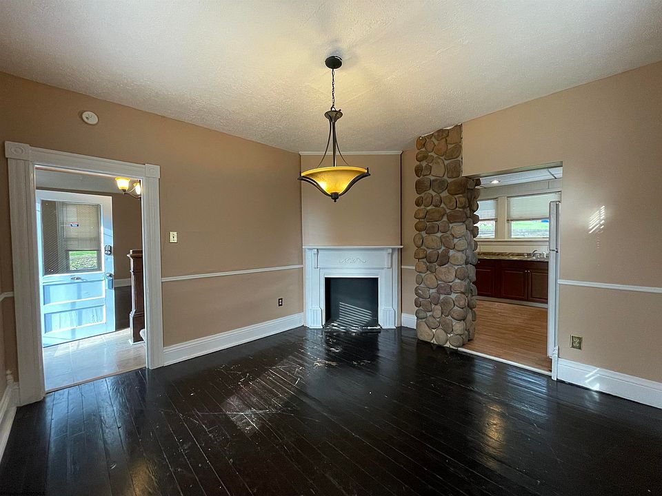 817 Coleman Ave, Fairmont, WV 26554 Zillow