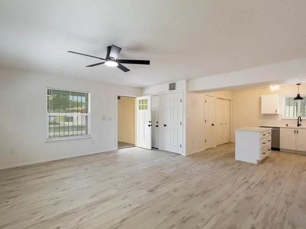 6436 Trujillo Rd SW, Albuquerque, NM 87121