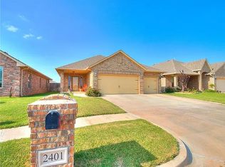 2401 NW 195th St, Edmond, OK 73012