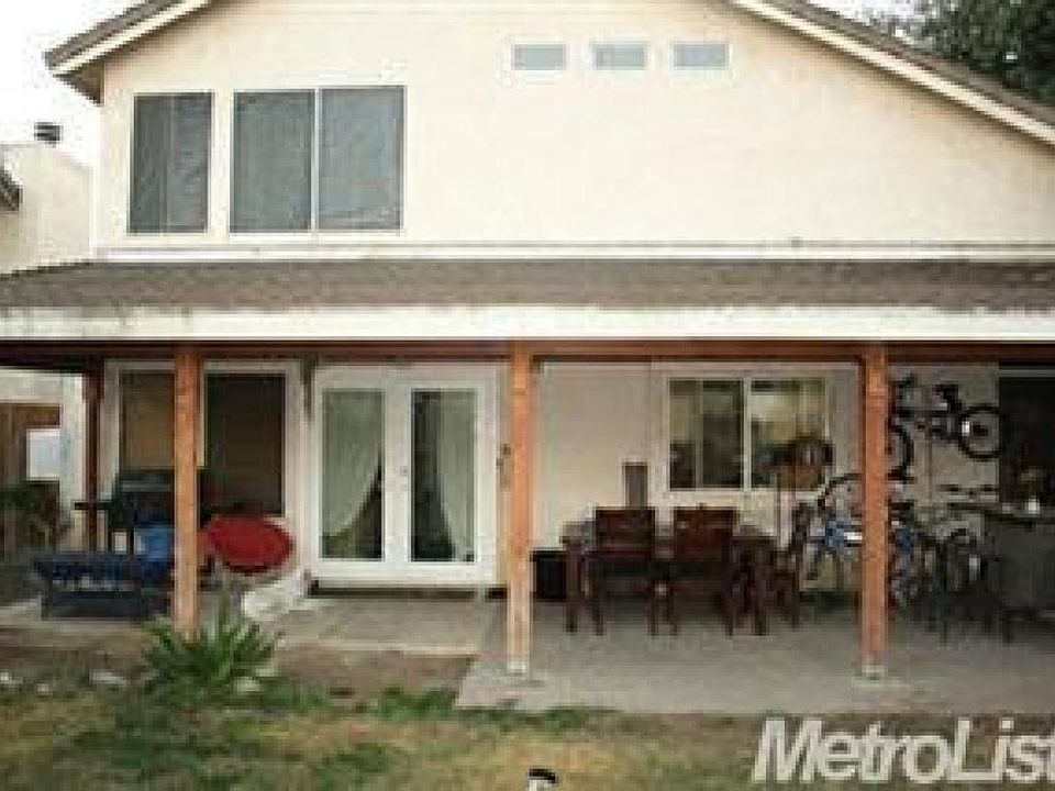 2nd image of 2623 River Creek Cir