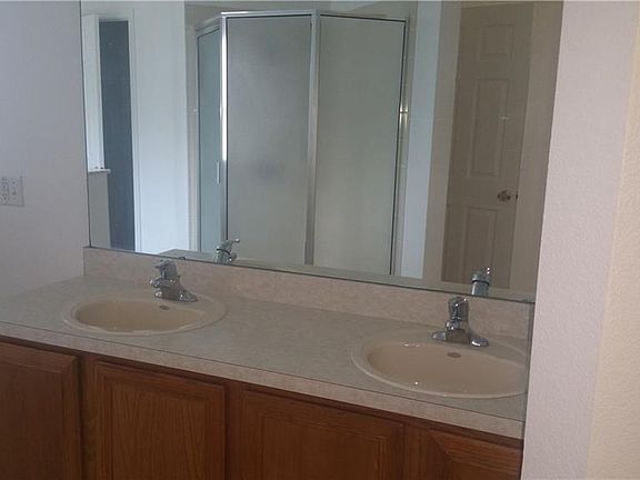4th image of 920 Chanler Dr