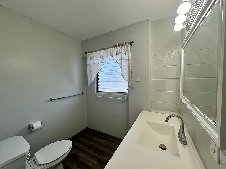 1245 Elm St #409 — Photo 11