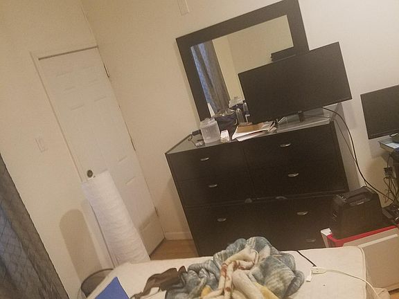 4th image of 1123 Wallace St Floor 1
