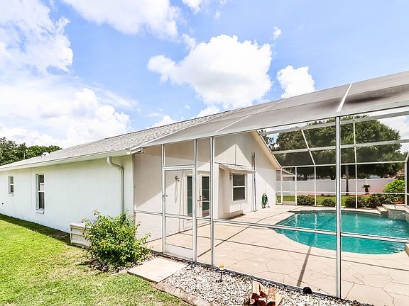 5th image of 11804 Rossmayne Dr