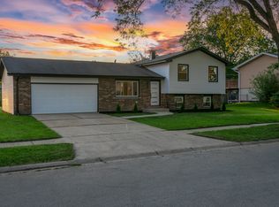 540 S Warrington Rd, Des Plaines, IL 60016