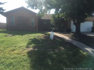 1308 Willow Brook St, Ada, OK 74820