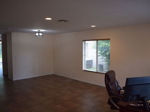 5th image of 2081 SW Marblehead Way