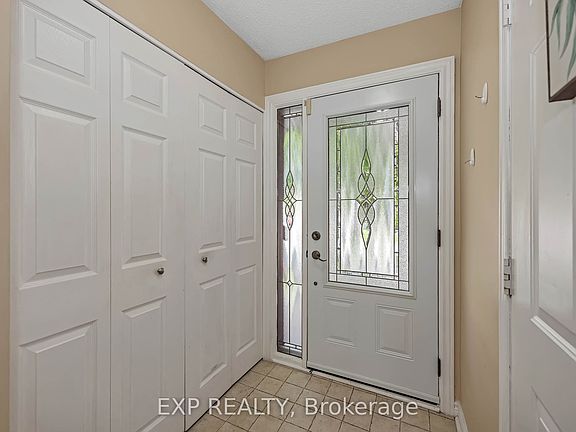 3rd image of 38 Sundback Ln