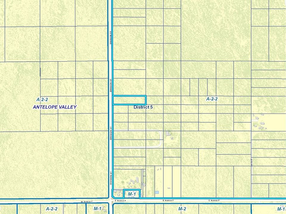2nd image of Division St Ave E 8
