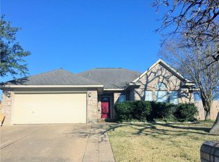 1802 Beaver Pond Ct, Bryan, TX 77807