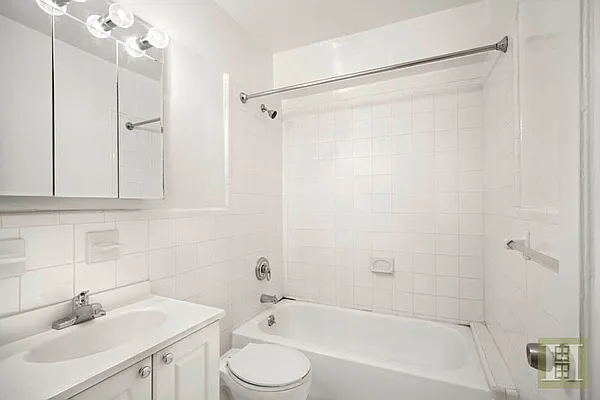 Rented by Halstead Real Estate | media 18
