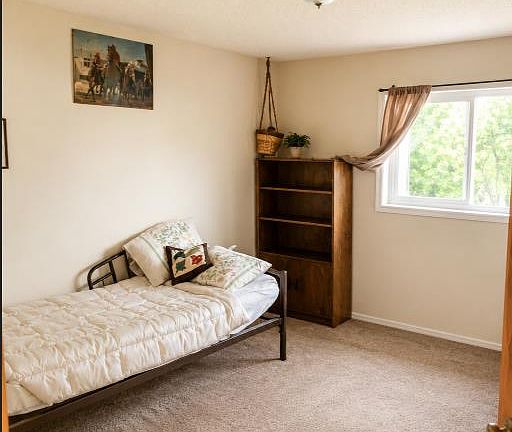 4th image of 1421 Raquel Ln