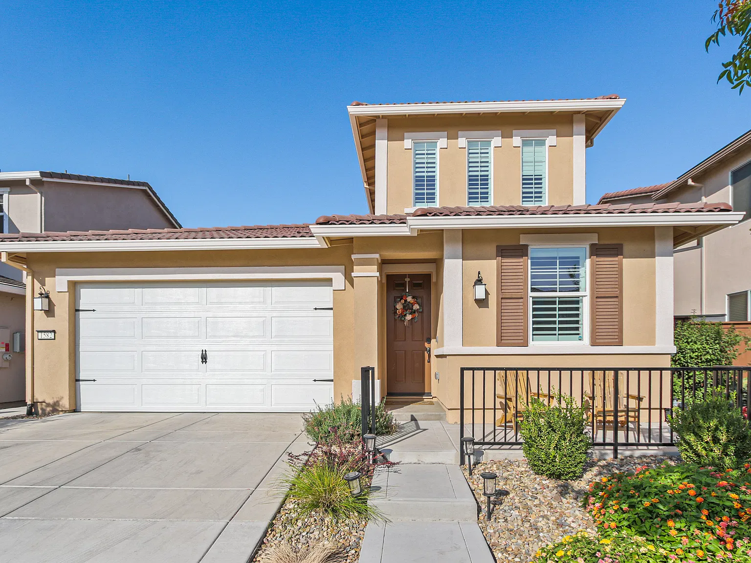 4 bed, 2134 sqft, $4,000 — Photo 2
