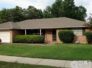 1114 Thomas St, Denton, TX 76201