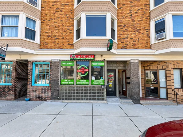 2 bed, 1.0 bath, 1100 sqft, $1,250, 408 W 1st Ave APT A, Parkesburg, PA 19365