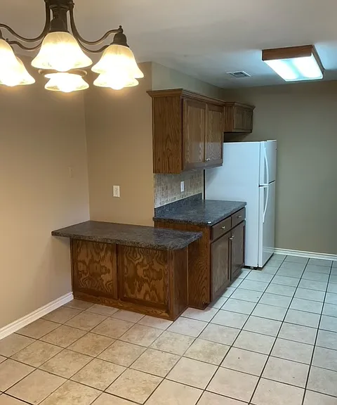 3501 Larkspur Ln — Photo 7