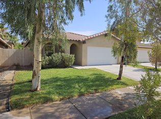 621 Sky View Dr, Imperial, CA 92251