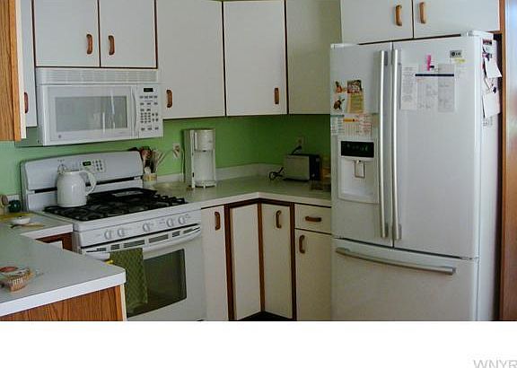 4th image of 123 Bradfield Dr
