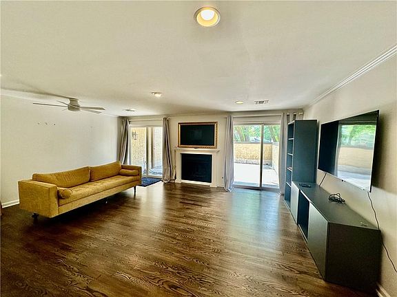 4th image of 7223 Mission Rd APT 103
