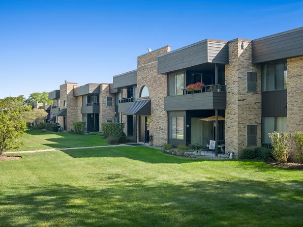 1414 N Sterling Ave Unit 202, Palatine, IL 60067