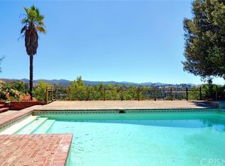 5720 Wallis Ln, Woodland Hills, CA 91367