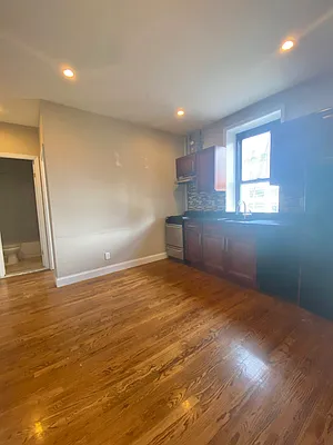 Rented by Corcoran | media 11