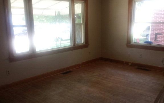 5th image of 2311 W 7th St
