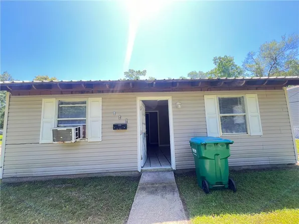 112 E Stovall St, Hammond, LA 70403