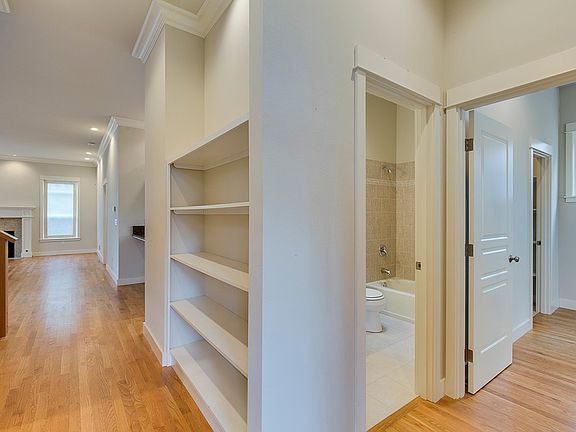 4th image of 1246 Shanti Ln NE