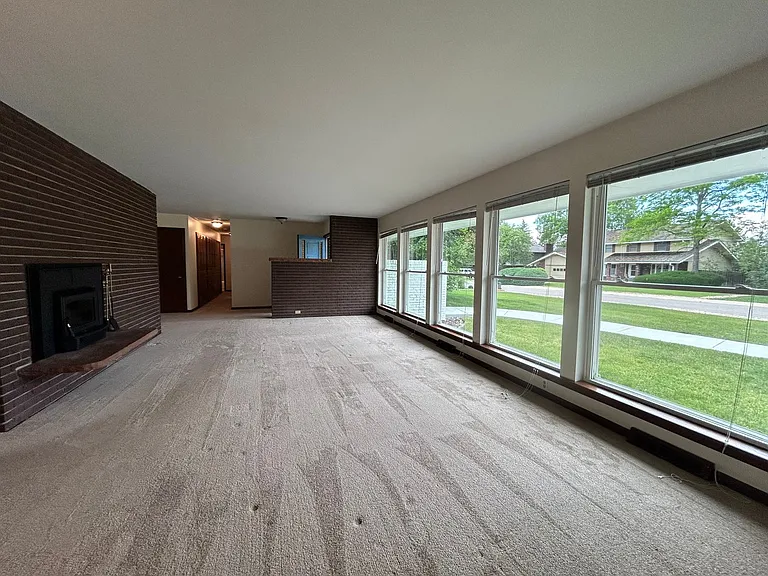6820 Harvest Rd — Photo 7