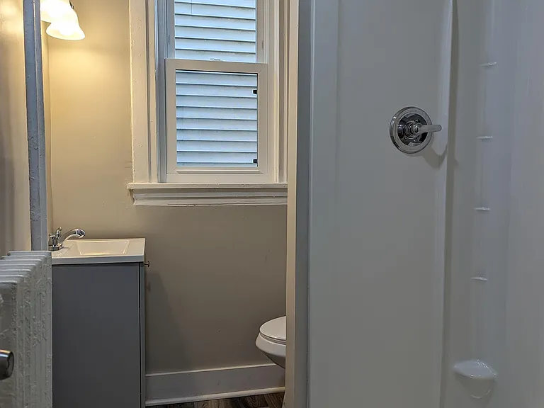 460 Delaware Ave #1 — Photo 11